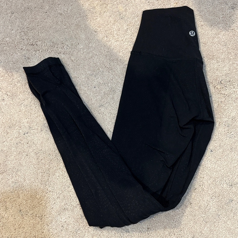 Lululemon Black patterned leggings (size 0)
